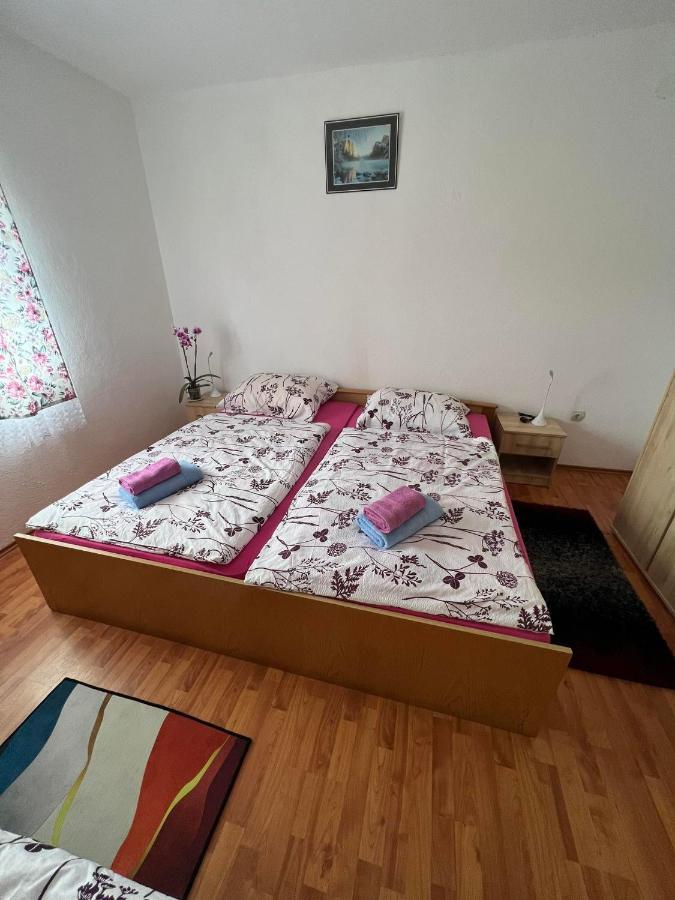 Apartman Djak Plitvička Jezera Exterior foto